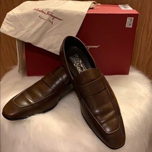 Men’s leather Goliath Condor leather loafer.